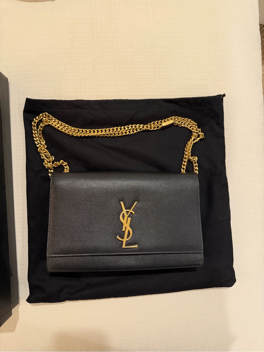 Saint Laurent YSL Kate Bag Medium in Grain